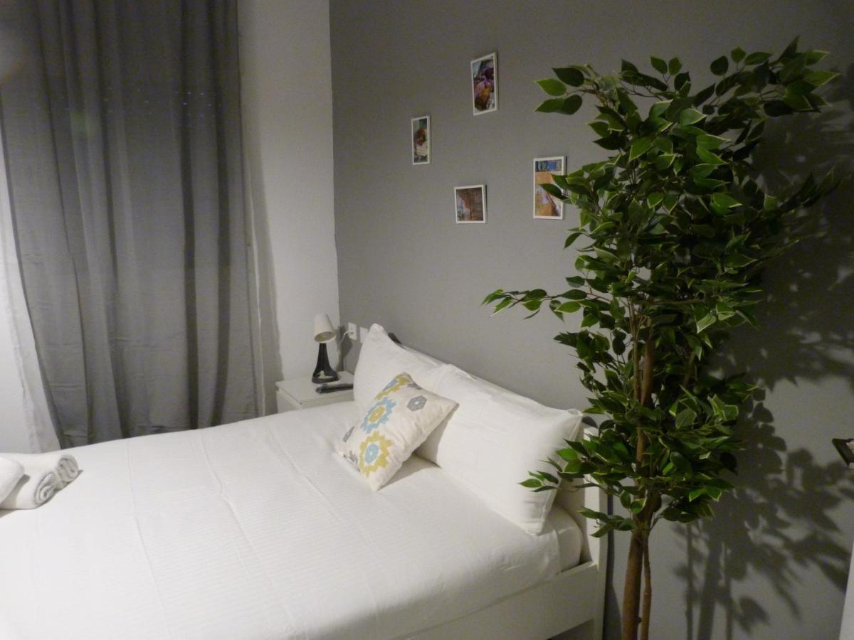 Intimo Y Acogedor "Algunos" Con Banera Hidromasaje Apartment Valencia Luaran gambar