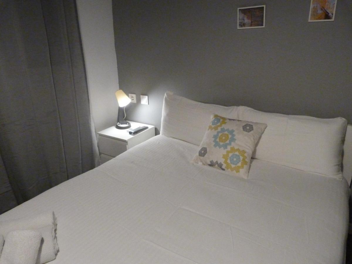 Intimo Y Acogedor "Algunos" Con Banera Hidromasaje Apartment Valencia Luaran gambar
