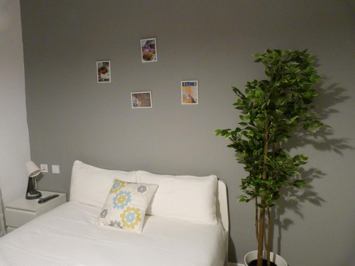 Intimo Y Acogedor "Algunos" Con Banera Hidromasaje Apartment Valencia Luaran gambar