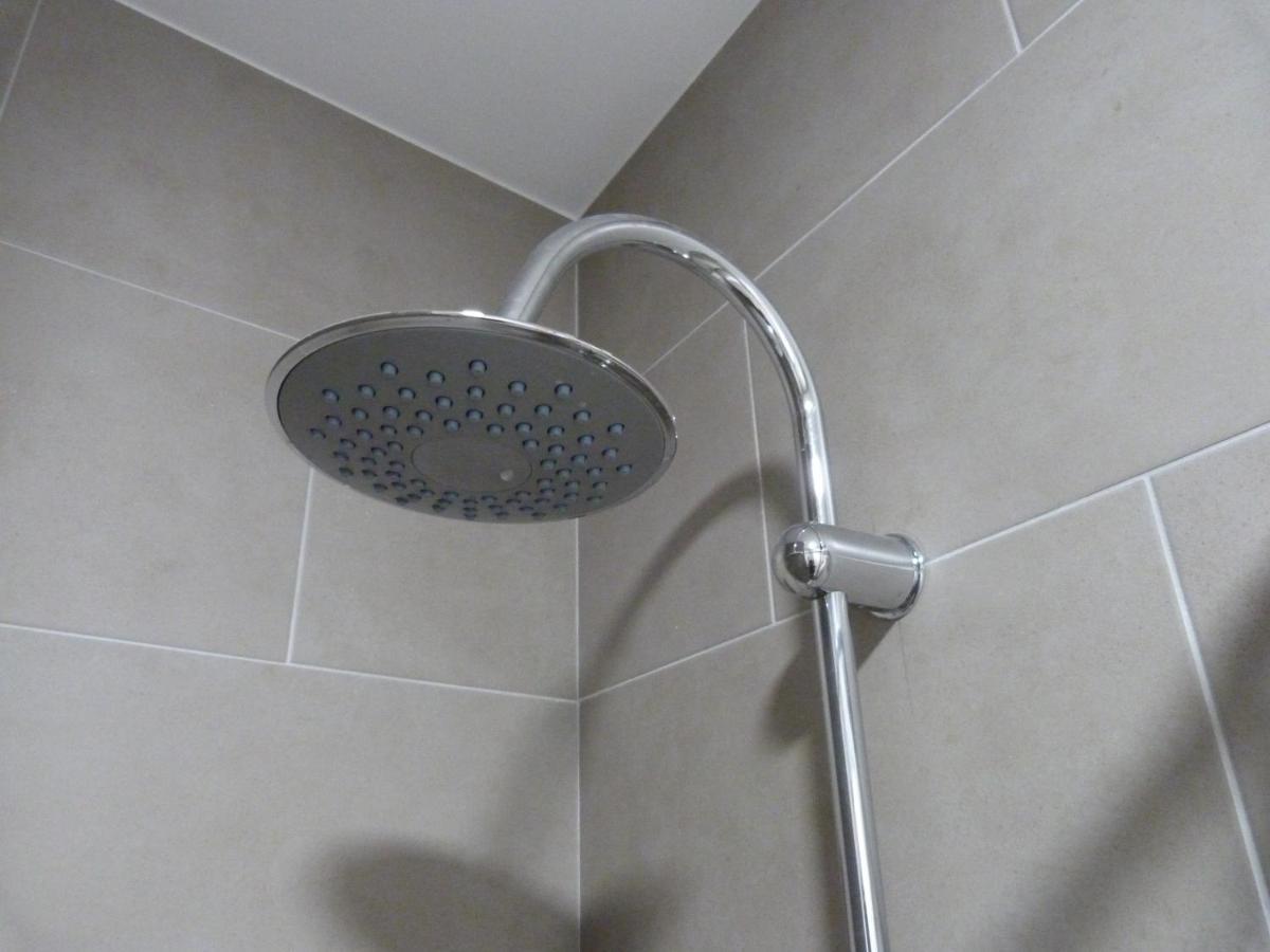 Intimo Y Acogedor "Algunos" Con Banera Hidromasaje Apartment Valencia Luaran gambar